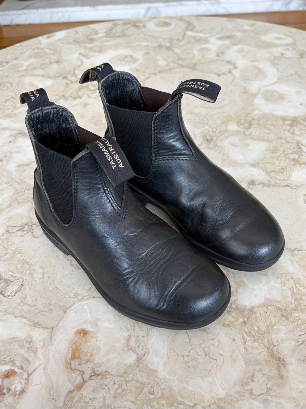 Blundstone 510 Chelsea Boots – Black Leather – AU 3.5 (Women’s)